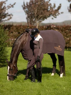 Explore Fleece Decke