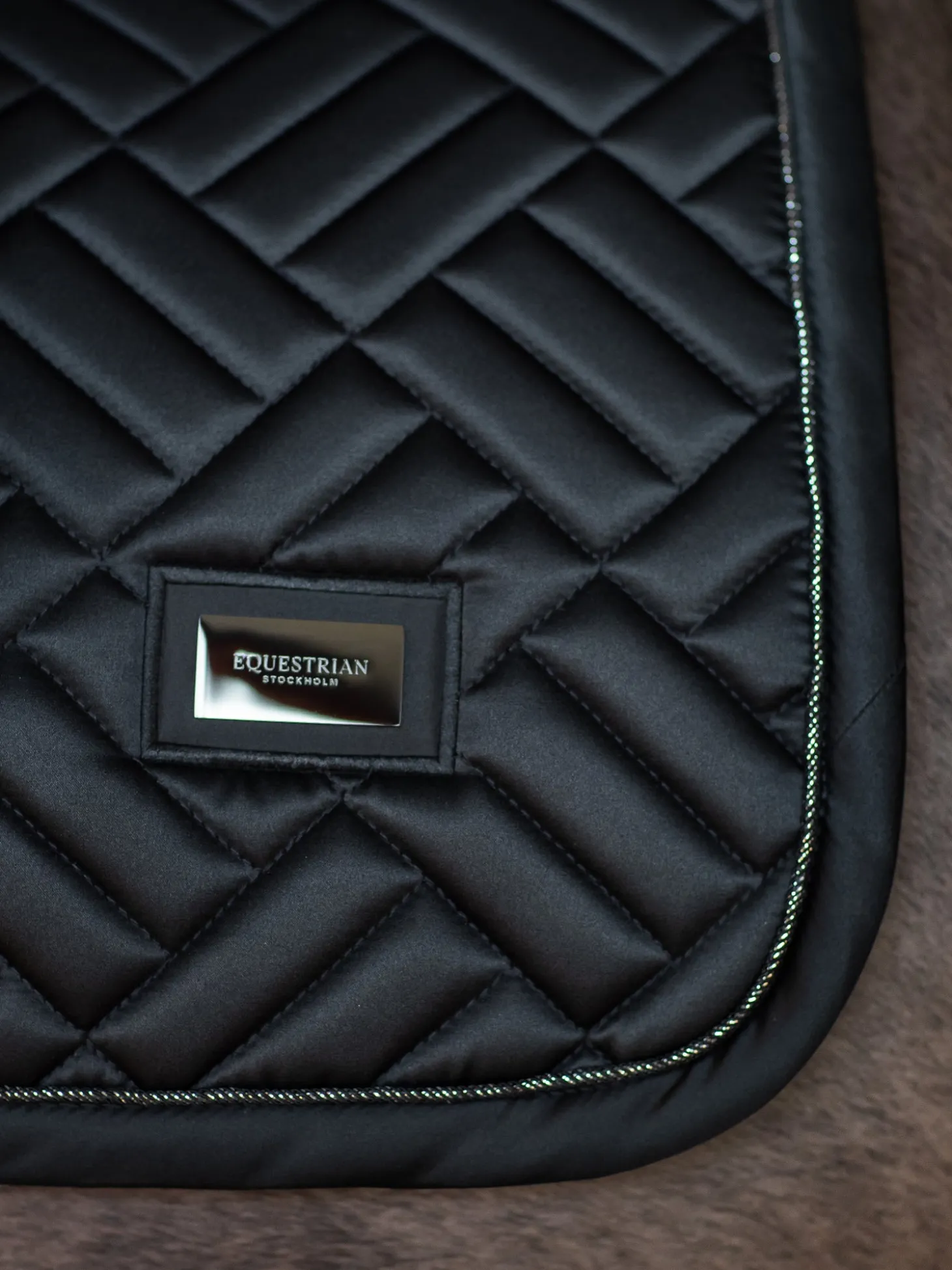 Springschabracke Modern