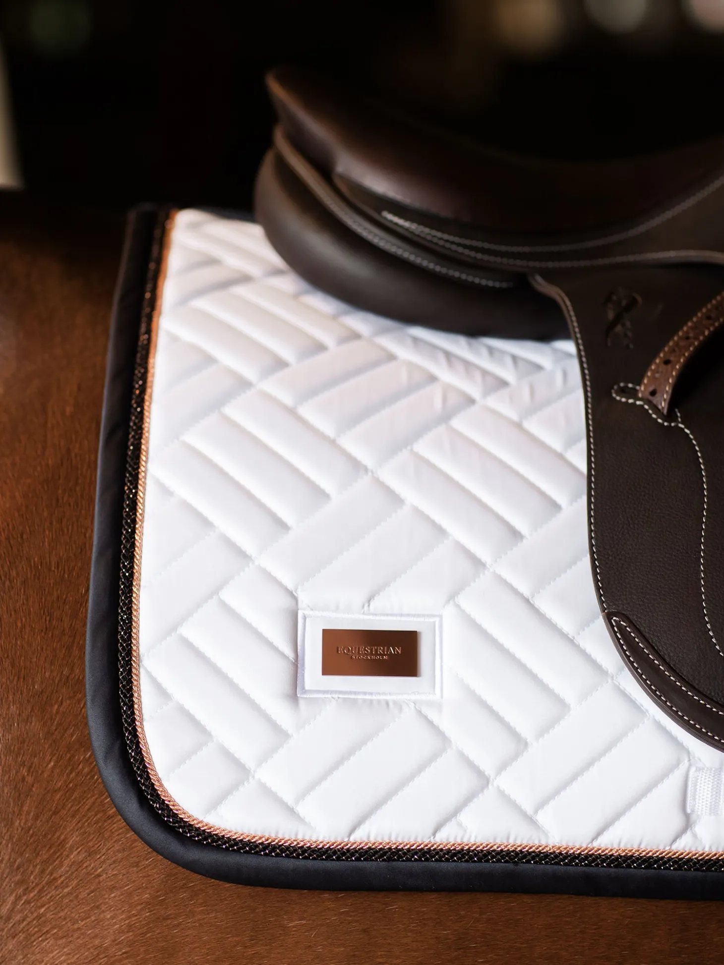 Springschabracke Modern White